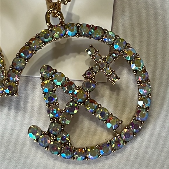 Betsey Johnson A+ School Collection Drop Earrings Pave Iridescent Crystal NWT - Picture 6 of 6